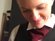 黑髮嫩妹享受口愛感覺